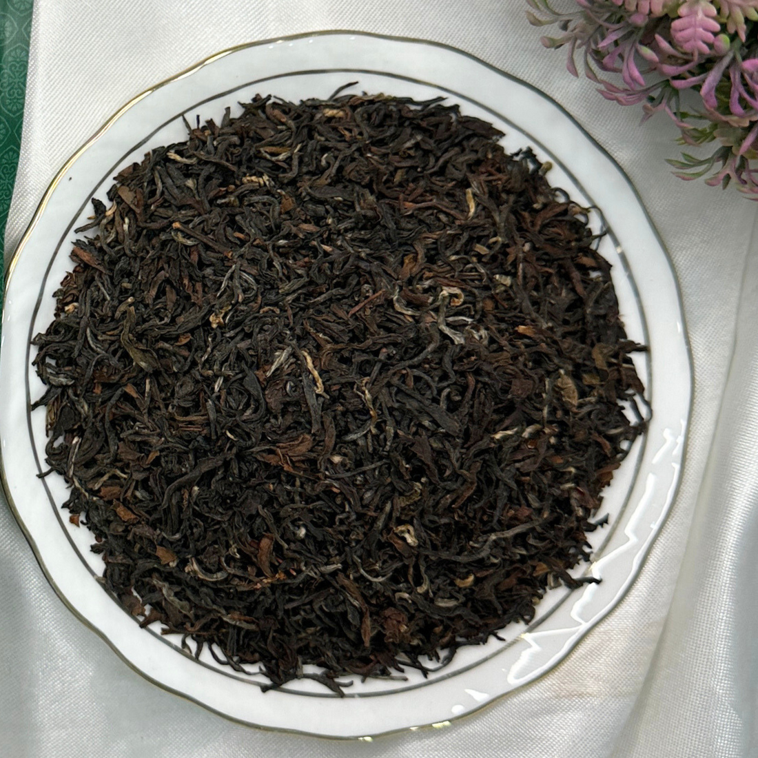 Lopchu Golden Orange Pekoe Tea In Tin